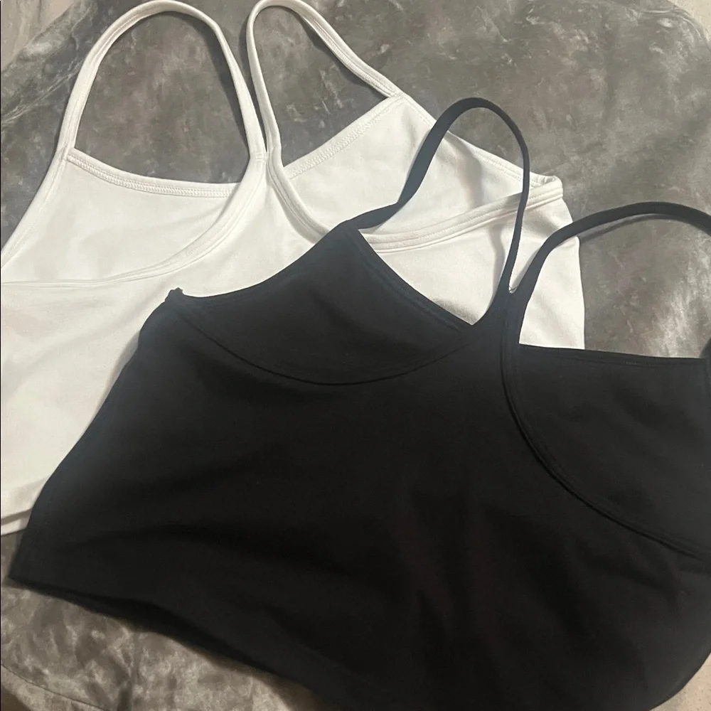 Women's Black and White Sports Bras - Picture 4 of 4